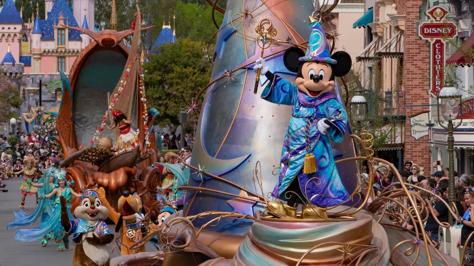 How to Make the Most of a One-Day Visit to Anaheim Disneyland?