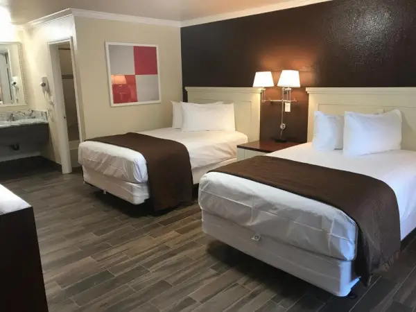 Abby's Anaheimer Inn - Across Disneyland Park Main image